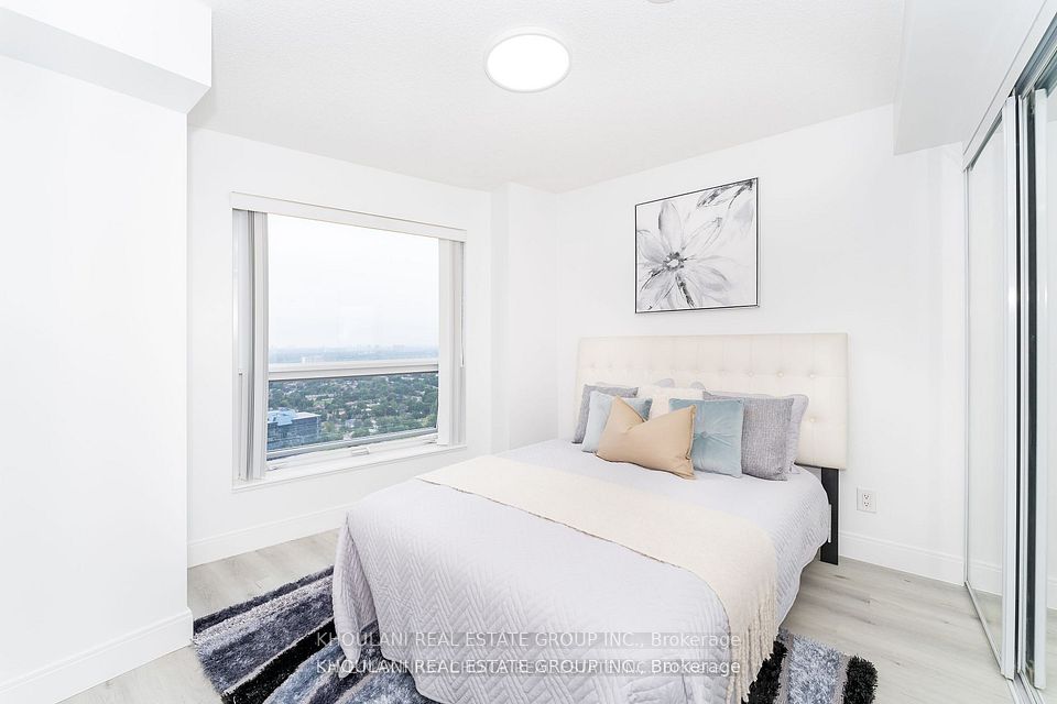 135 Village Green Square 3922, Toronto, ON M1S 0G3 17