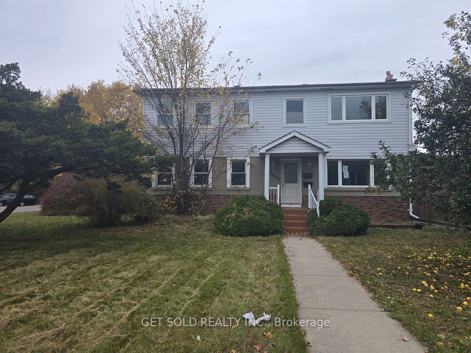 Detached at 2886 Kingston Road, Toronto, ON M1M 1N5
