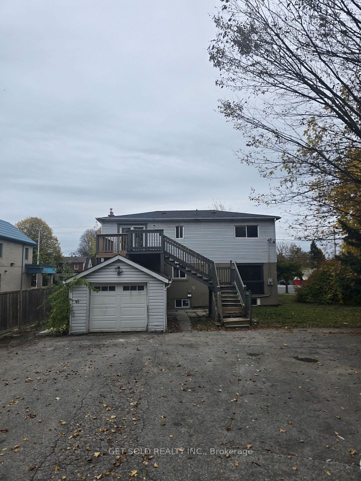 2886 Kingston Road, Toronto, ON M1M 1N5 2