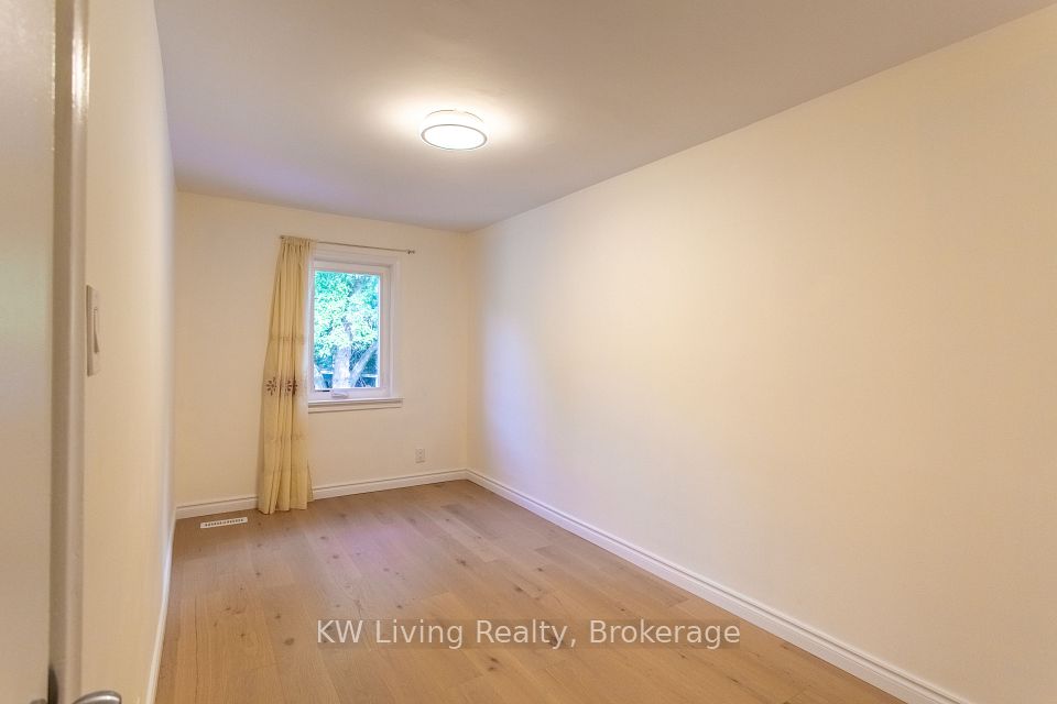 9 Rupert Street, Toronto, ON M1K 1T3 22