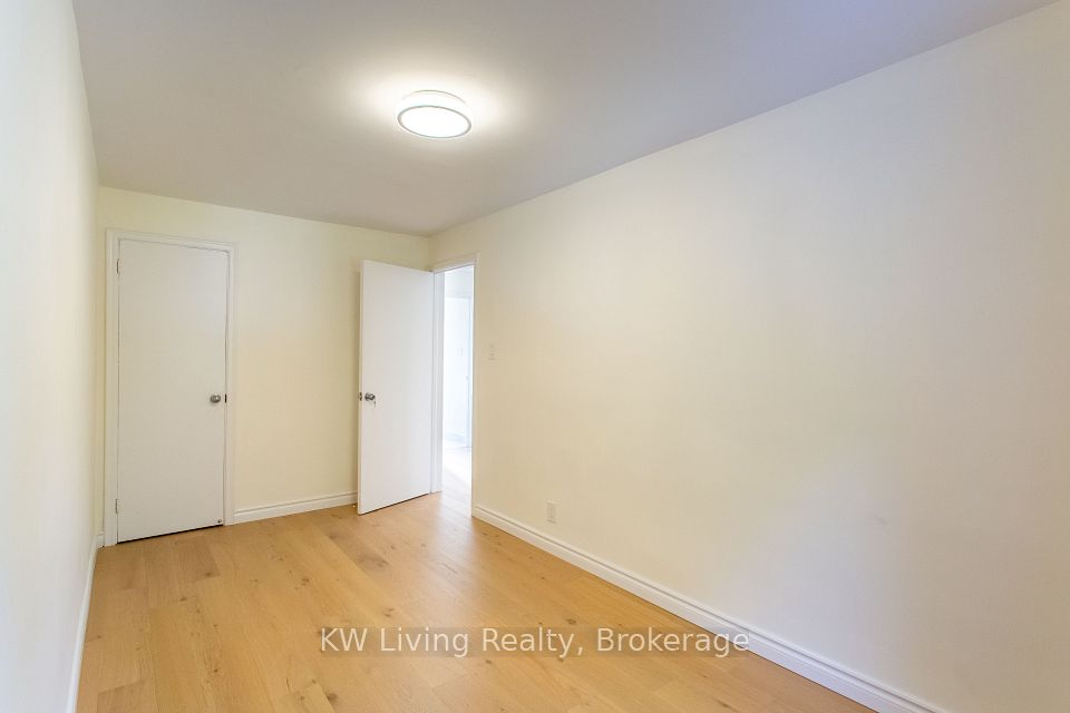 9 Rupert Street, Toronto, ON M1K 1T3 24