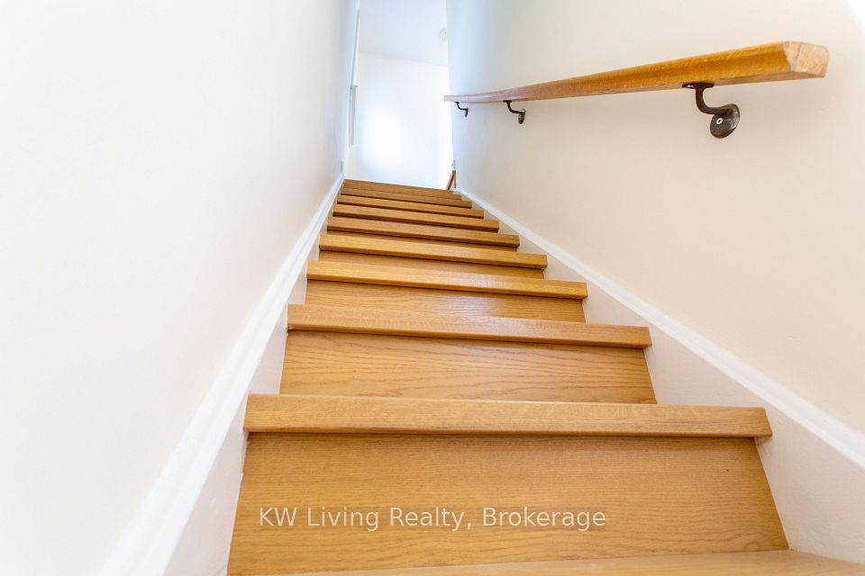 9 Rupert Street, Toronto, ON M1K 1T3 15