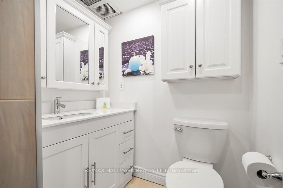 20 Dean Park Road 902, Toronto, ON M1B 3G9 15
