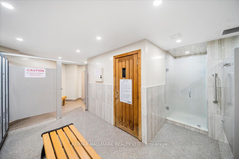 20 Dean Park Road 902, Toronto, ON M1B 3G9 25