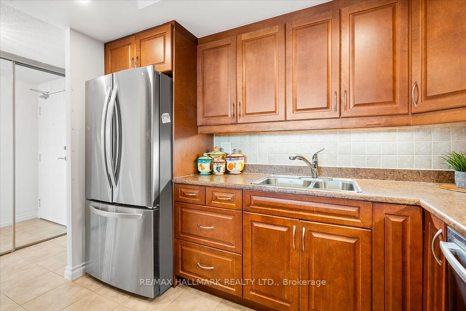 20 Dean Park Road 902, Toronto, ON M1B 3G9 10