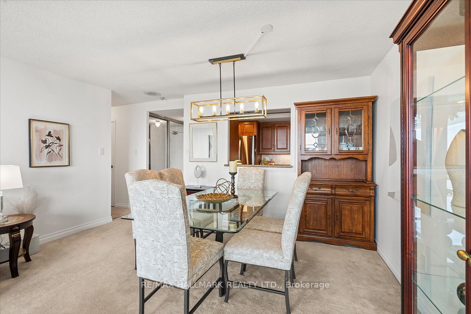 20 Dean Park Road 902, Toronto, ON M1B 3G9 8