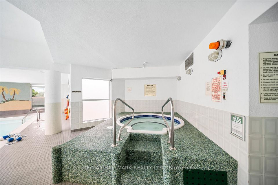 20 Dean Park Road 902, Toronto, ON M1B 3G9 24