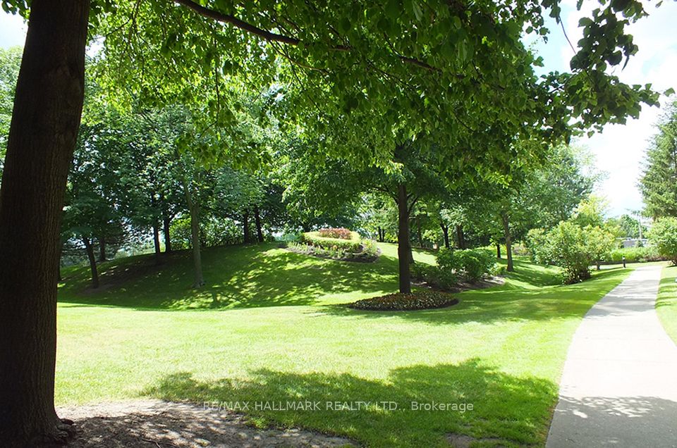 20 Dean Park Road 902, Toronto, ON M1B 3G9 20