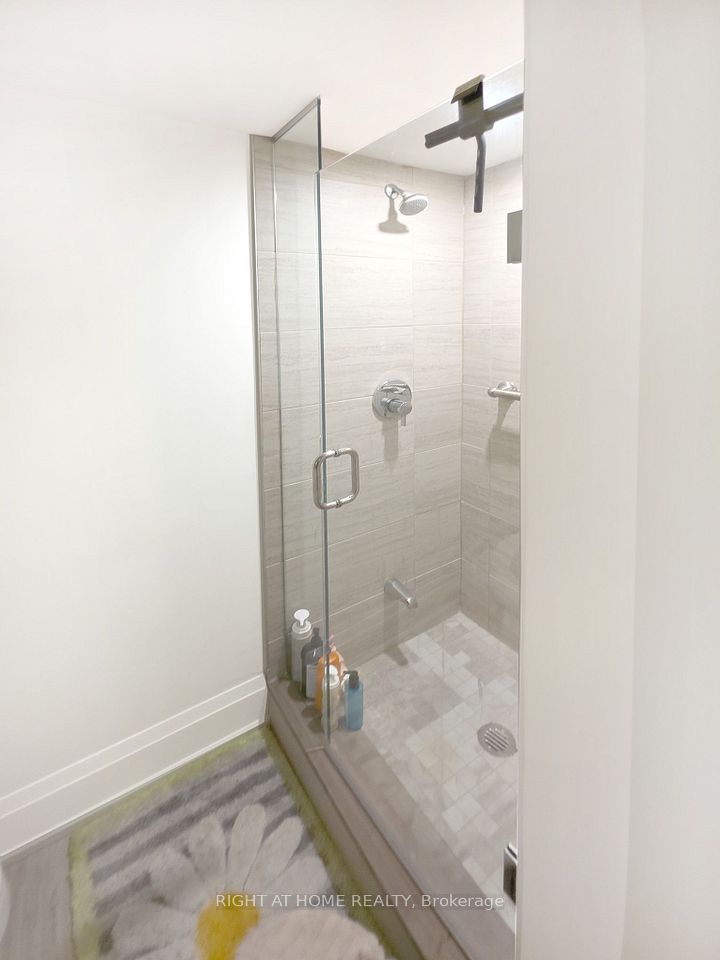 1400 Kingston Road 501, Toronto, ON M1N 0C2 6