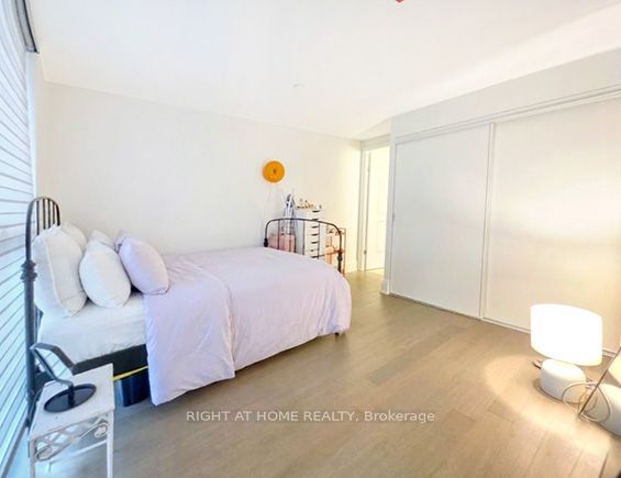 1400 Kingston Road 501, Toronto, ON M1N 0C2 5