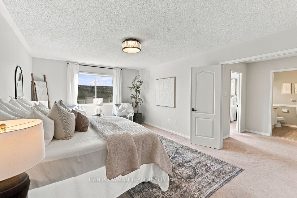 62 Moynahan Crescent, Ajax, ON L1Z 1P1 25