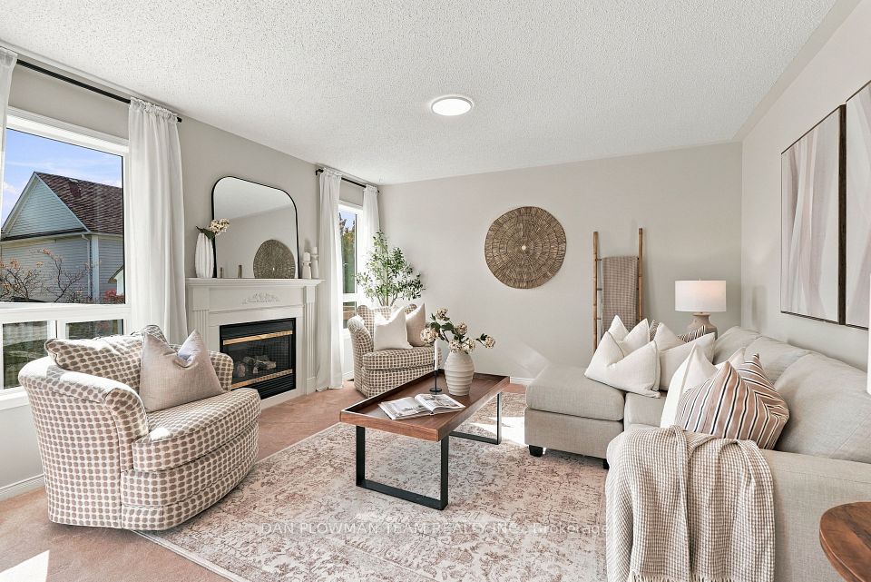 62 Moynahan Crescent, Ajax, ON L1Z 1P1 17