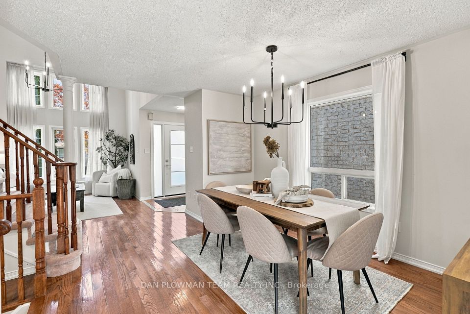 62 Moynahan Crescent, Ajax, ON L1Z 1P1 9