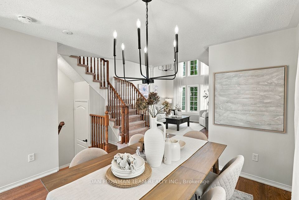 62 Moynahan Crescent, Ajax, ON L1Z 1P1 8