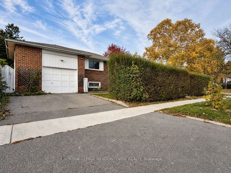 158 Coronation Drive Upper, Toronto, ON M1E 2H5 20