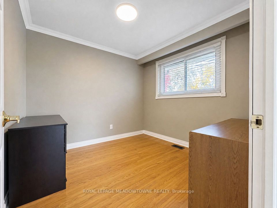 158 Coronation Drive Upper, Toronto, ON M1E 2H5 9
