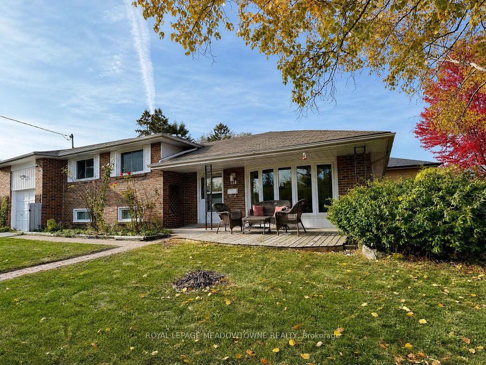 158 Coronation Drive Upper, Toronto, ON M1E 2H5 2