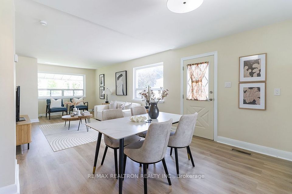 68 Chelwood Road, Toronto, ON M1K 2K8 11