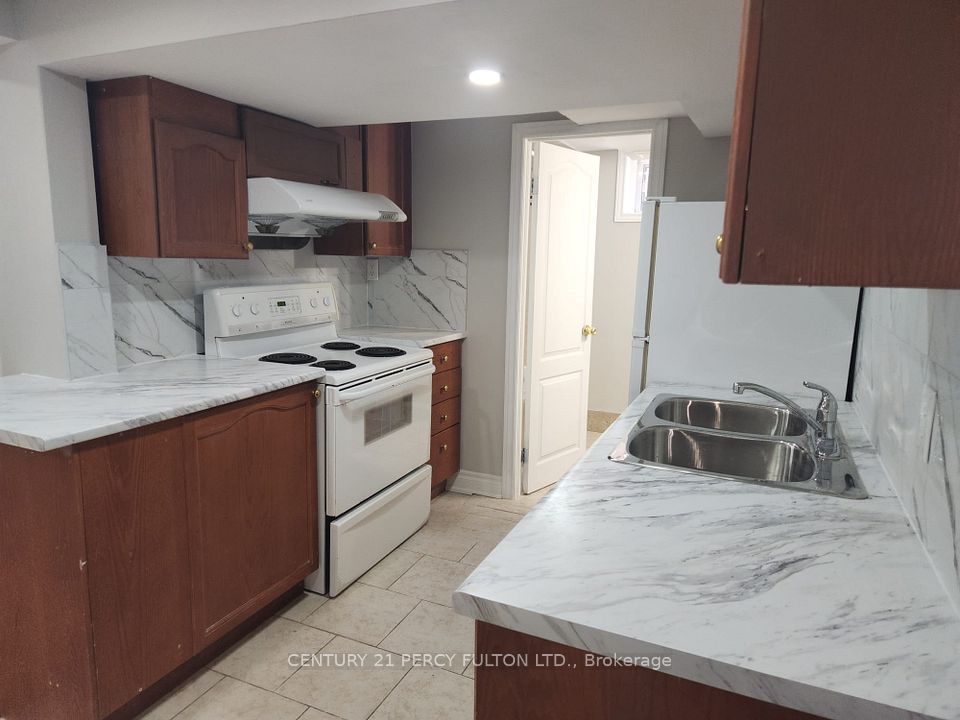 19 Lynvalley Crescent Bsmt 1, Toronto, ON M1R 2V1 7