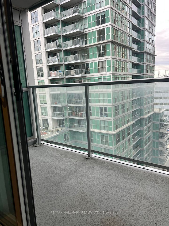 60 Town Centre Court 1205, Toronto, ON M1P 0B1 18