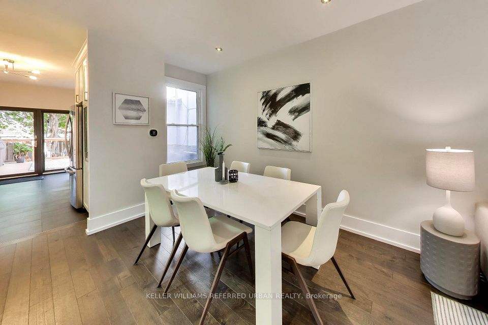 102 Gough Avenue, Toronto, ON M4K 3N8 7