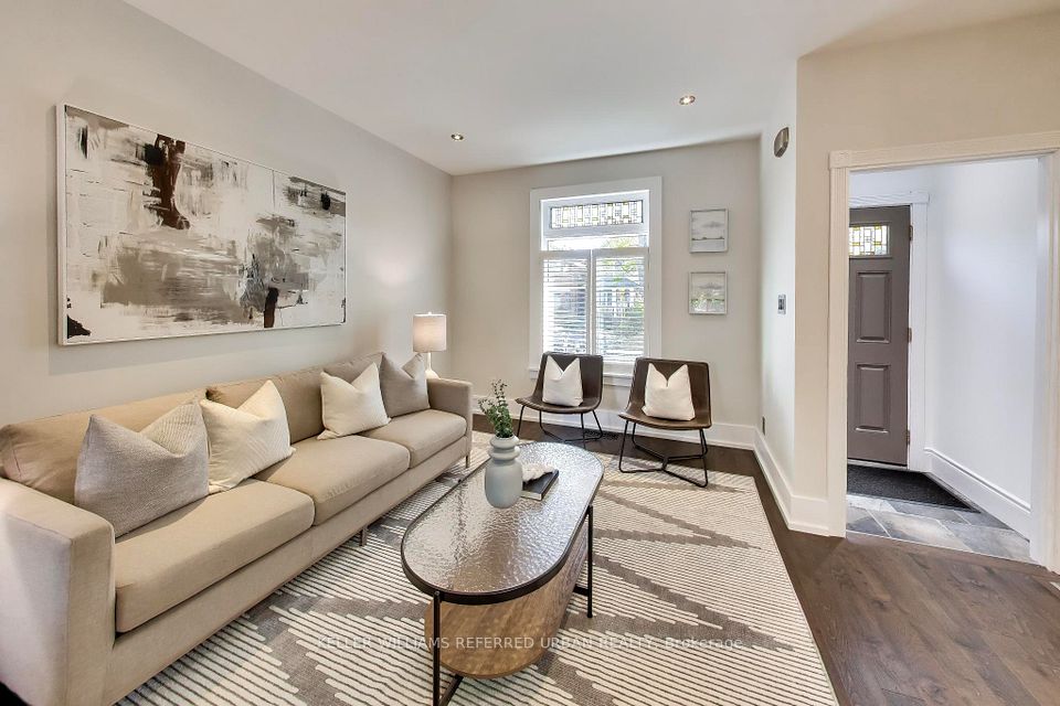 102 Gough Avenue, Toronto, ON M4K 3N8 6