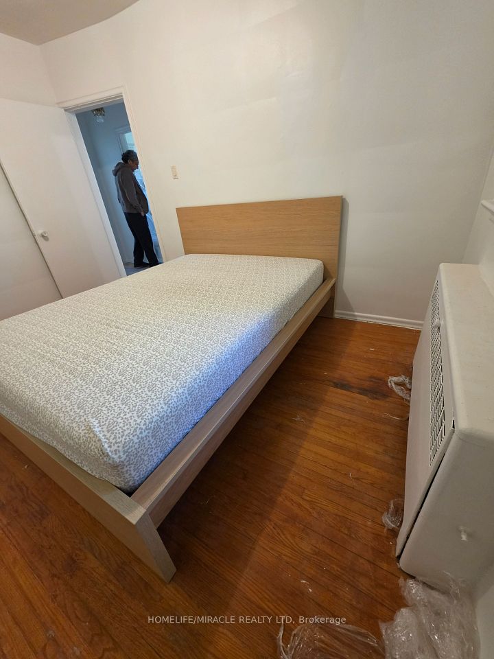 23 Tardree Place Main - U-1, Toronto, ON M1R 3X2 7