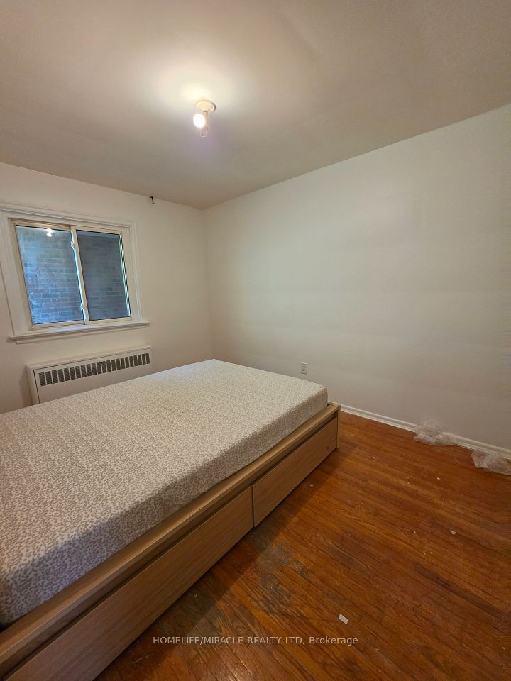 23 Tardree Place Main - U-1, Toronto, ON M1R 3X2 6