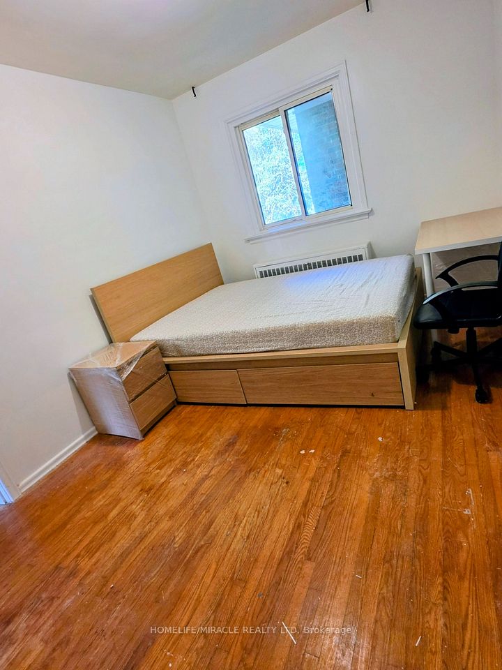 23 Tardree Place Main - U-1, Toronto, ON M1R 3X2 11
