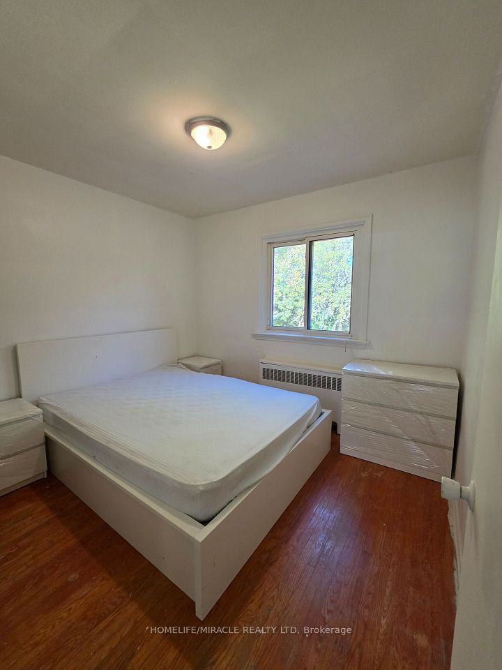 23 Tardree Place Main - U-1, Toronto, ON M1R 3X2 8