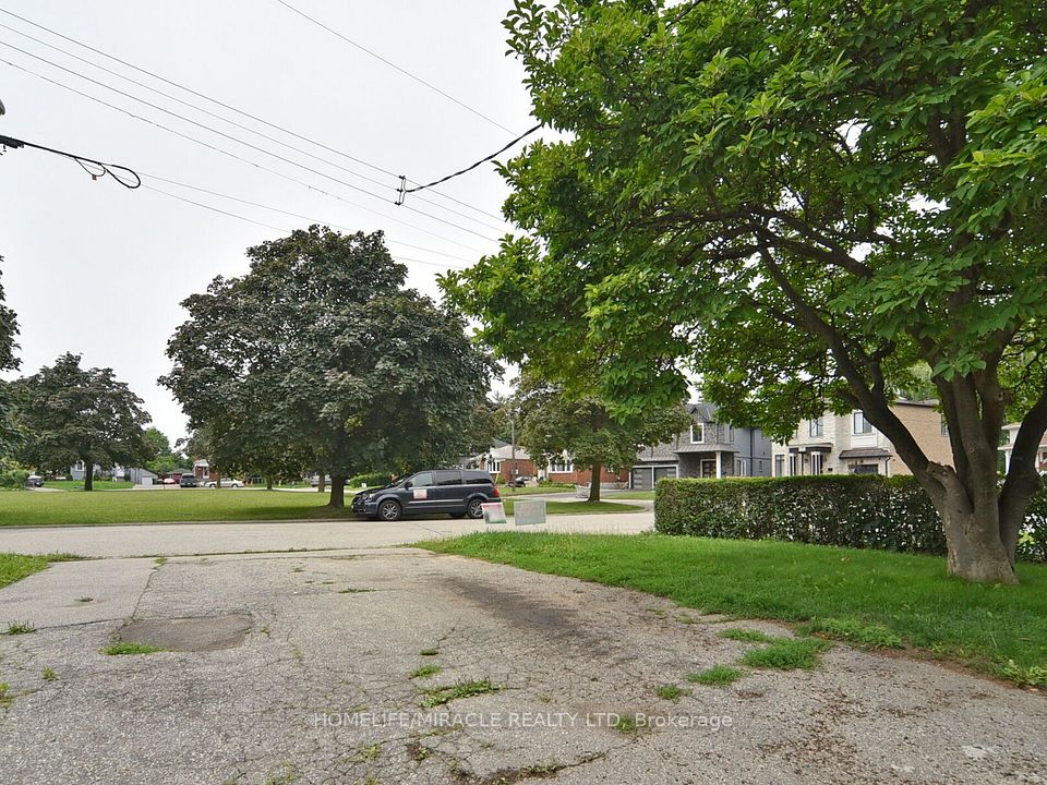 23 Tardree Place Main - U-1, Toronto, ON M1R 3X2 19