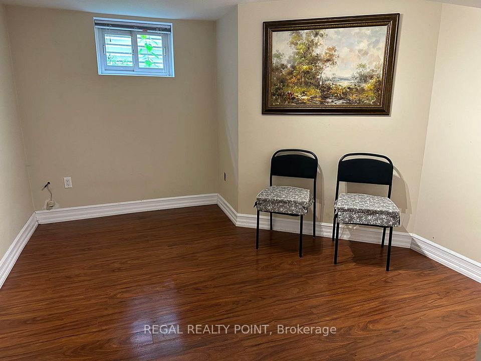 102 Portsdown Road Bsmt, Toronto, ON M1P 1V5 9