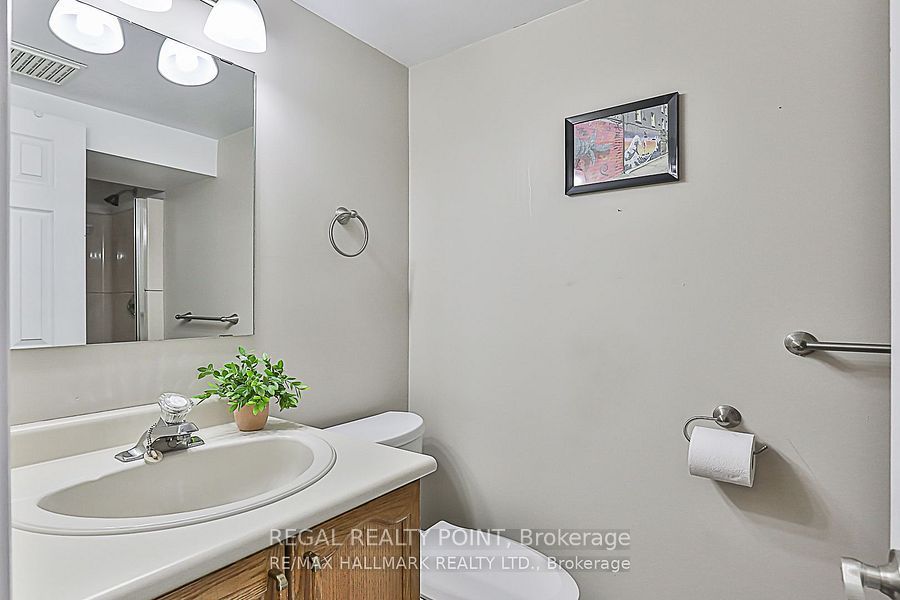 102 Portsdown Road Bsmt, Toronto, ON M1P 1V5 6
