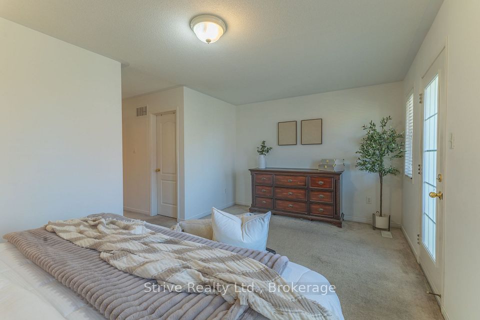 51 Aldonschool Court, Ajax, ON L1S 0C5 18
