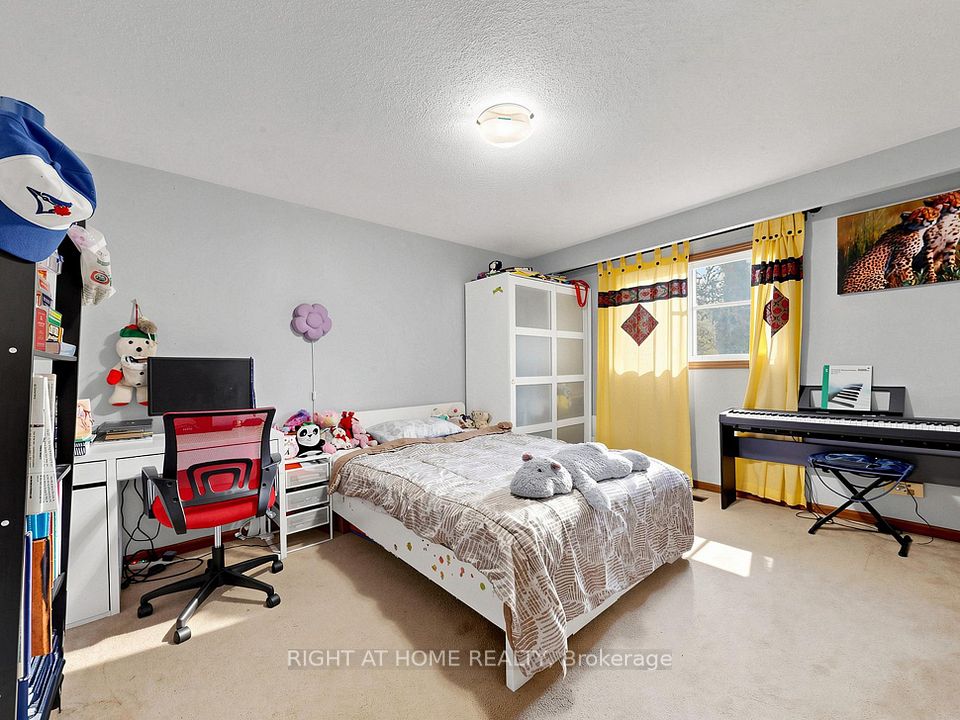 148 Meadowvale Road, Toronto, ON M1C 1S1 24