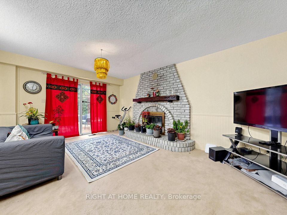 148 Meadowvale Road, Toronto, ON M1C 1S1 12