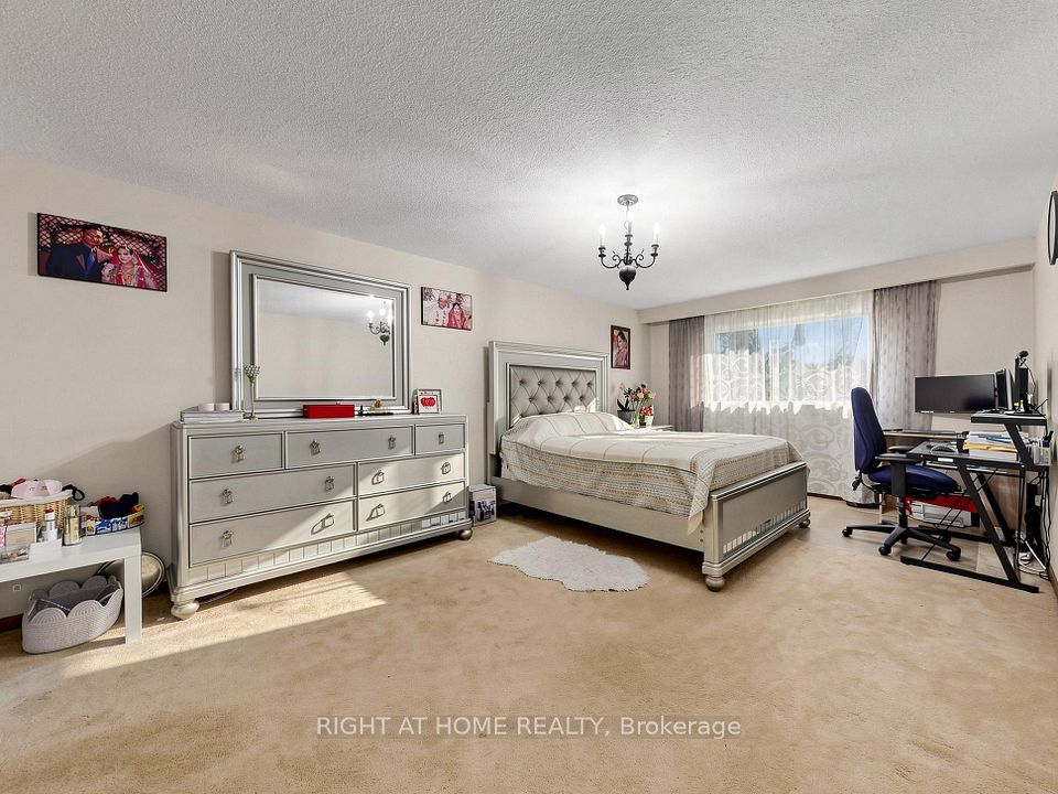 148 Meadowvale Road, Toronto, ON M1C 1S1 15
