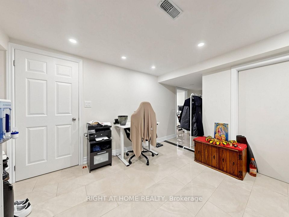 148 Meadowvale Road, Toronto, ON M1C 1S1 19