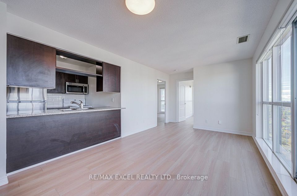 70 Town Centre Court 3207, Toronto, ON M1P 0B2 19