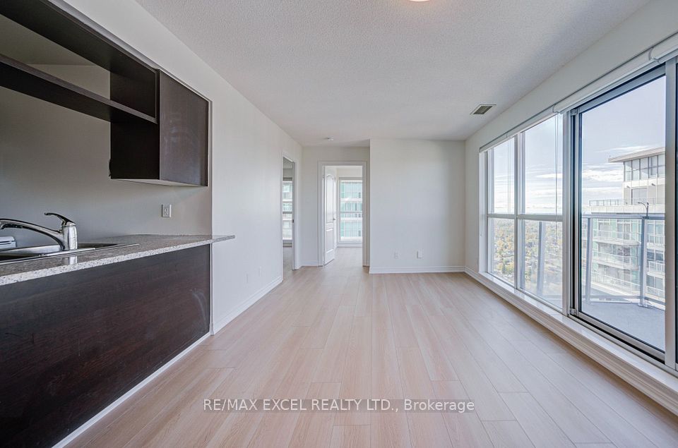 70 Town Centre Court 3207, Toronto, ON M1P 0B2 18