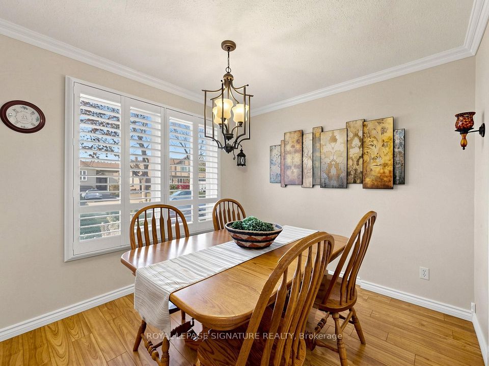 15 Guthrie Crescent, Whitby, ON L1P 1A6 8