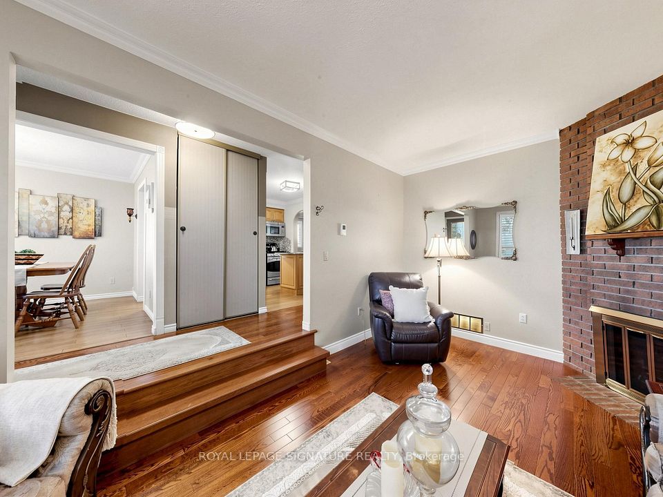 15 Guthrie Crescent, Whitby, ON L1P 1A6 7