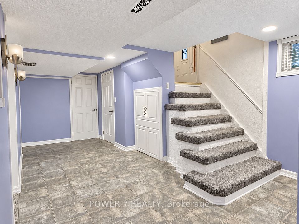 3 Brantwood Drive, Toronto, ON M1H 2G5 22