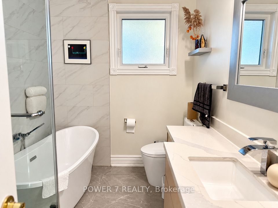 3 Brantwood Drive, Toronto, ON M1H 2G5 19