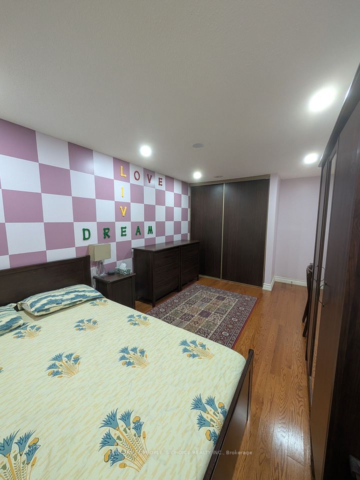 128 Greenwich Square Unit1, Toronto, ON M1J 3L3 21