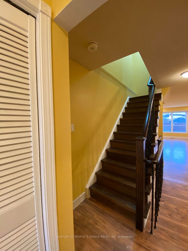 128 Greenwich Square Unit1, Toronto, ON M1J 3L3 14