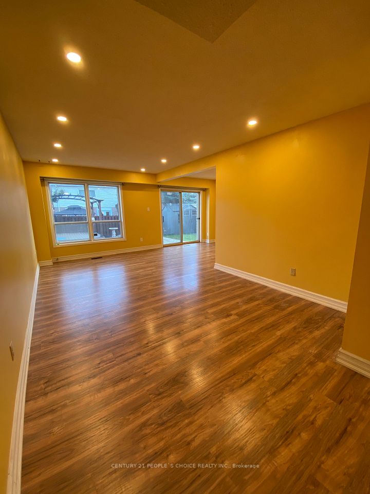 128 Greenwich Square Unit1, Toronto, ON M1J 3L3 6
