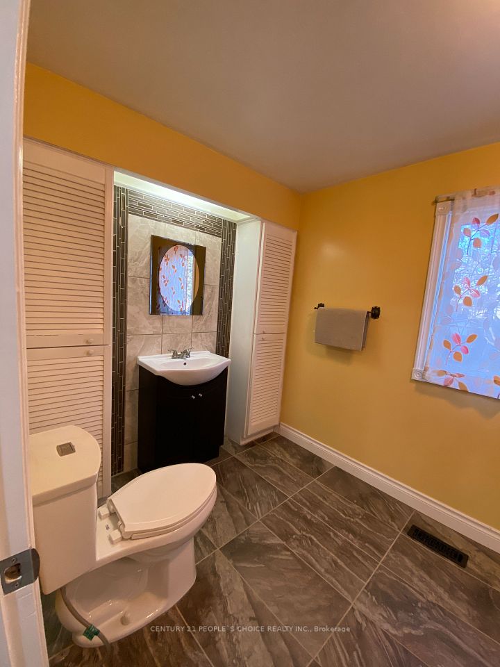 128 Greenwich Square Unit1, Toronto, ON M1J 3L3 20