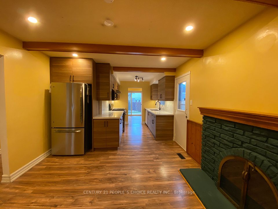 128 Greenwich Square Unit1, Toronto, ON M1J 3L3 11