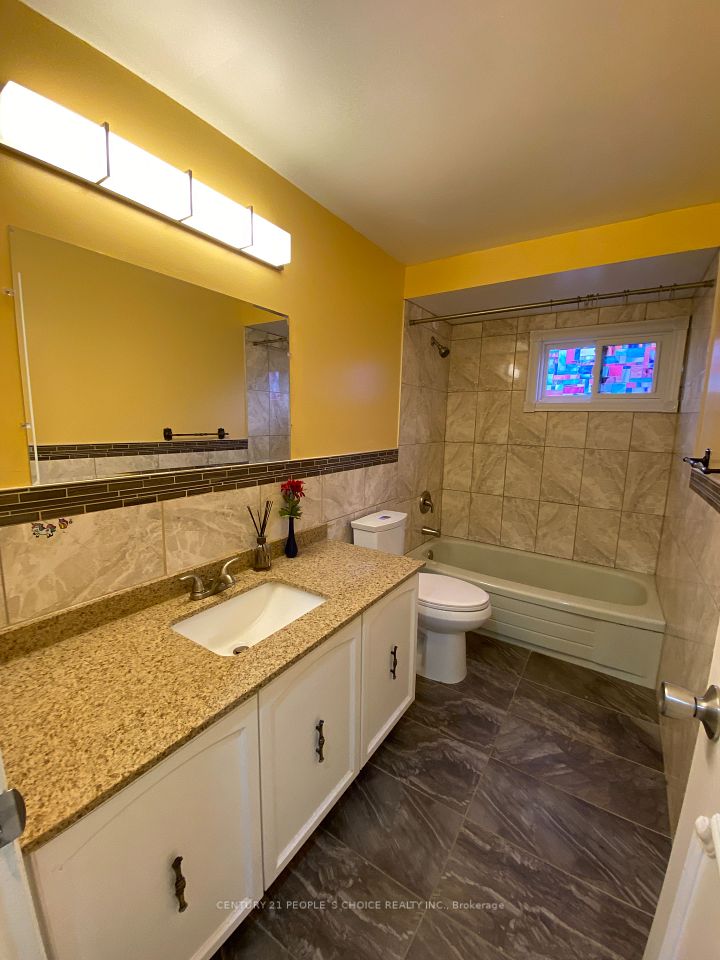 128 Greenwich Square Unit1, Toronto, ON M1J 3L3 21